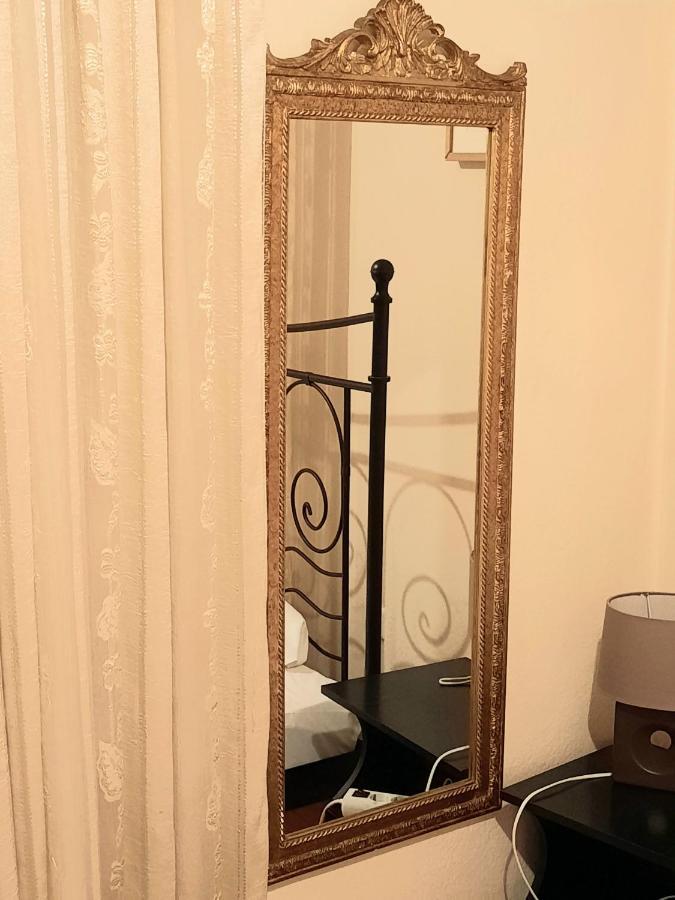Cozy And Bright Apartment In The Heart Of The City Thessaloníki Eksteriør billede